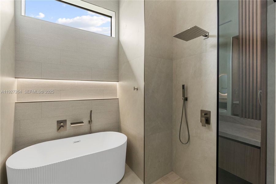 Furnished interior view inside a new home in , Cape Coral (Image 14). Furnished interior view inside a new home in , Cape Coral (Image 14).