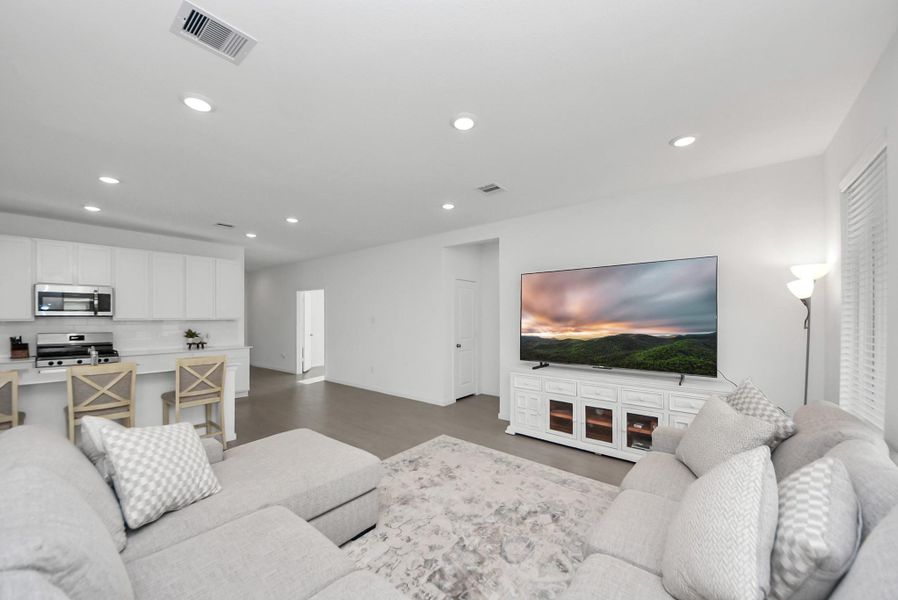 Furnished interior view inside a new home in , Katy (Image 7).