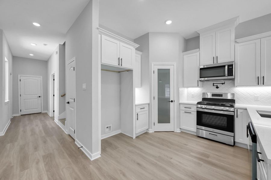 Furnished interior view inside a new home in , Willis (Image 6).