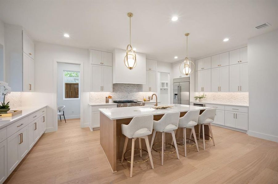 Furnished interior view inside a new home in , Dallas (Image 34).