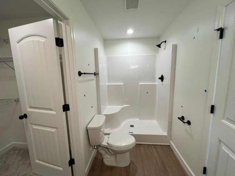 Furnished interior view inside a new home in Cleveland Meadows, Spartanburg (Image 6).