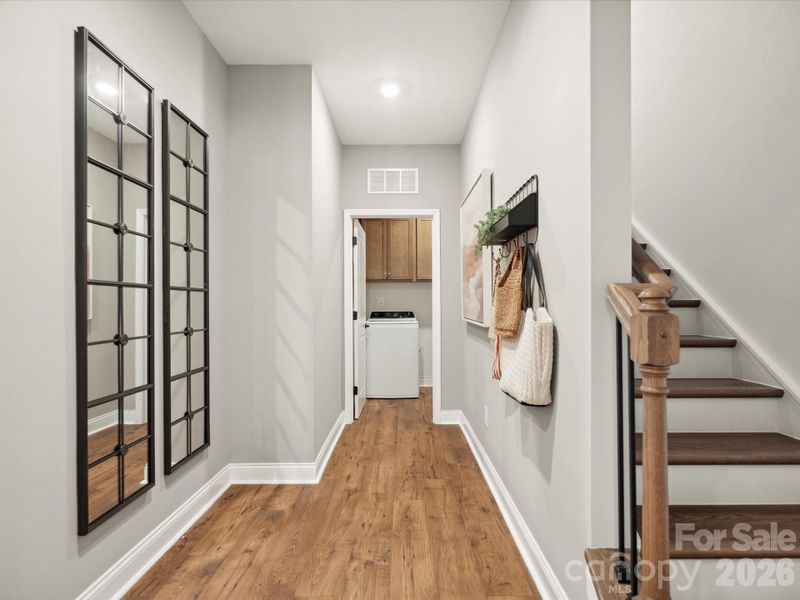 Photo is of Model and for representational purposes only