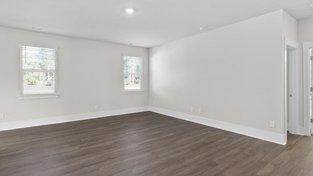Spacious, unfurnished interior of a new home in Grayson Park, Leland (Image 14).