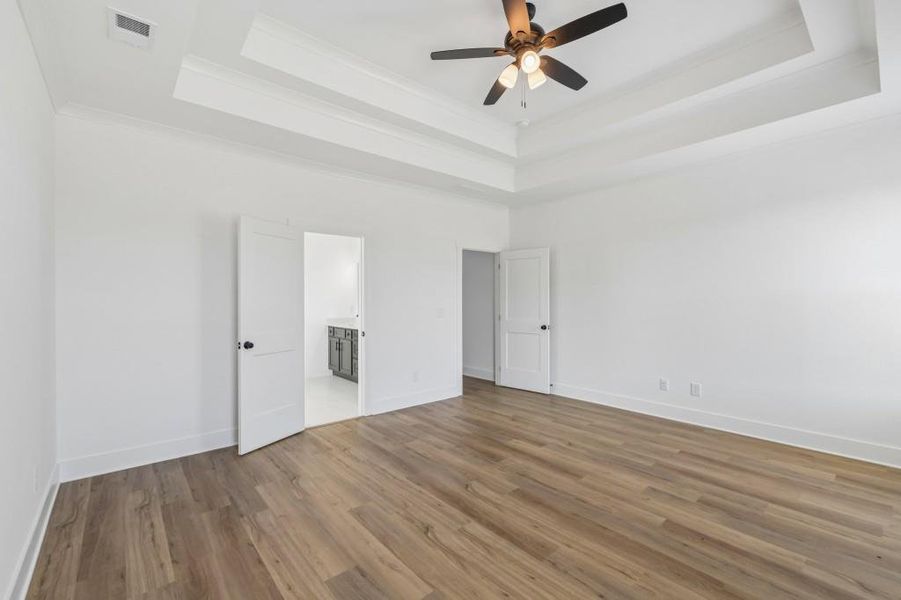 Spacious, unfurnished interior of a new home in Magnolia Ridge, Monroe (Image 44).