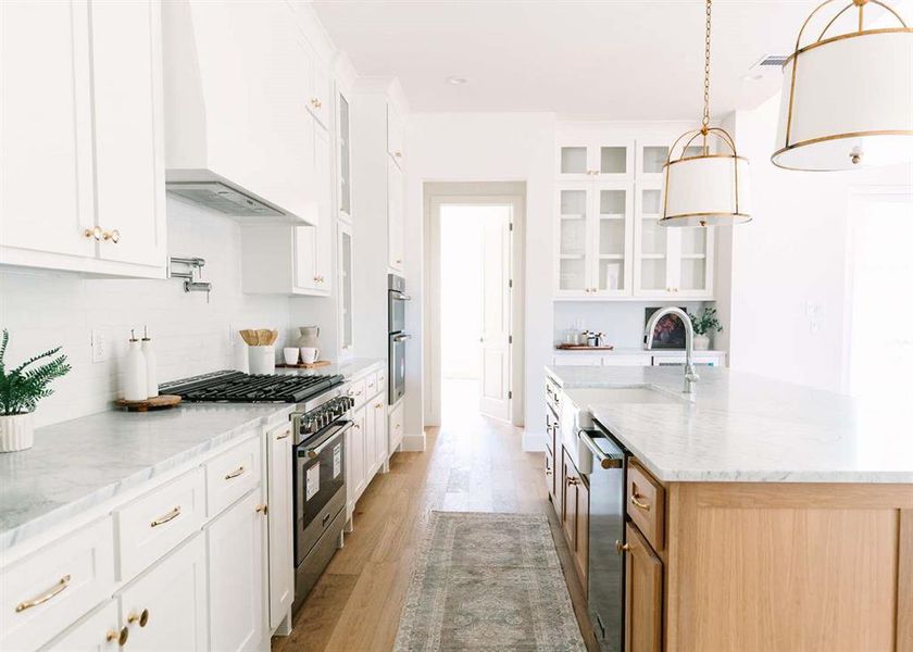 Furnished interior view inside a new home in , Weatherford (Image 12).
