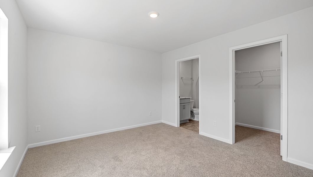 Spacious, unfurnished interior of a new home in Harper Ridge, Roebuck (Image 17).