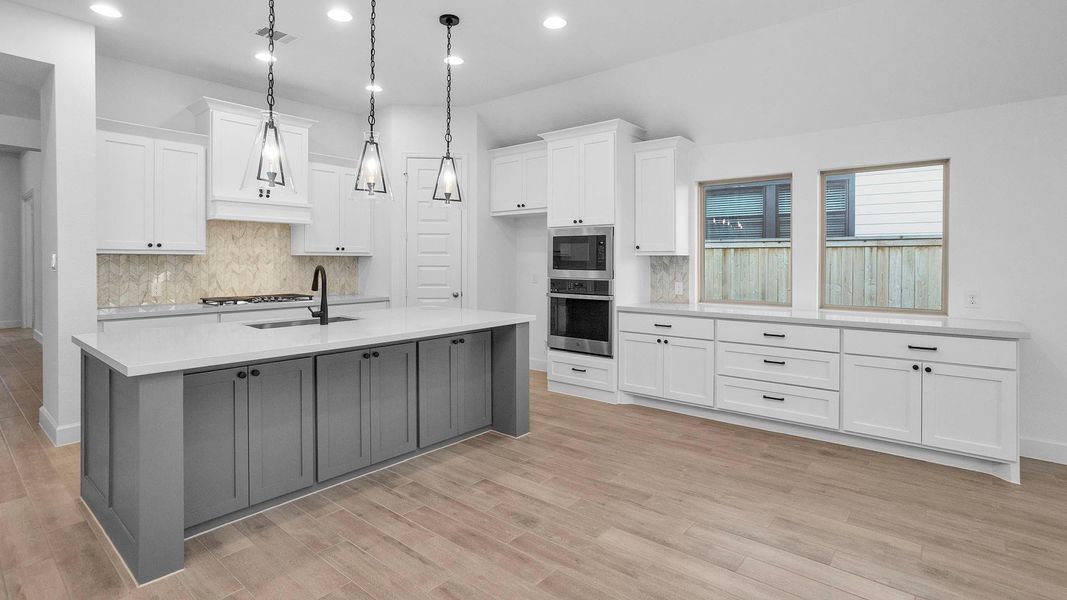 Furnished interior view inside a new home in Kresston 50', Magnolia (Image 7).