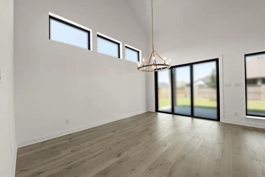 Dining Area Dining Area