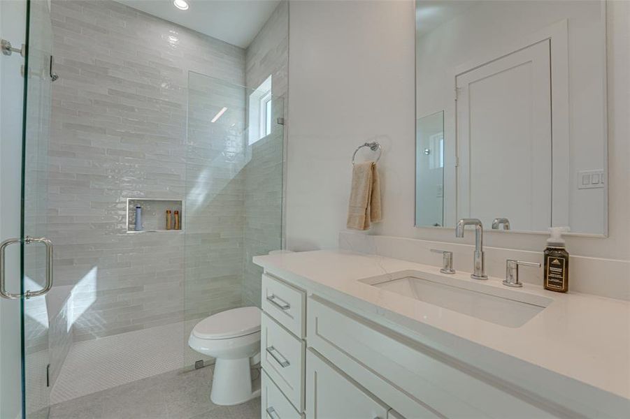 Furnished interior view inside a new home in , Eustace (Image 17).