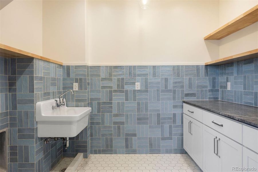 Furnished interior view inside a new home in , Denver (Image 11).