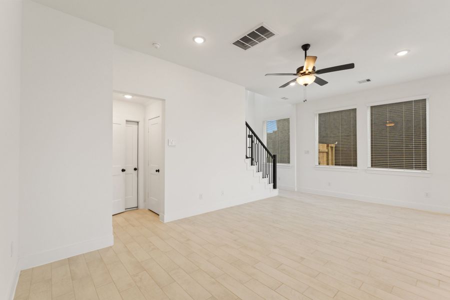 Spacious, unfurnished interior of a new home in Meridiana, Manvel (Image 49).