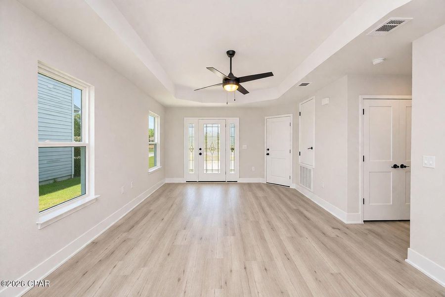 Spacious, unfurnished interior of a new home in Fox Glenn, Panama City (Image 11).