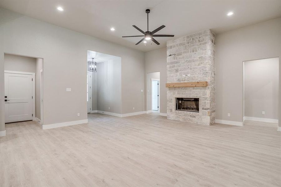 Spacious, unfurnished interior of a new home in , Bridgeport (Image 19).