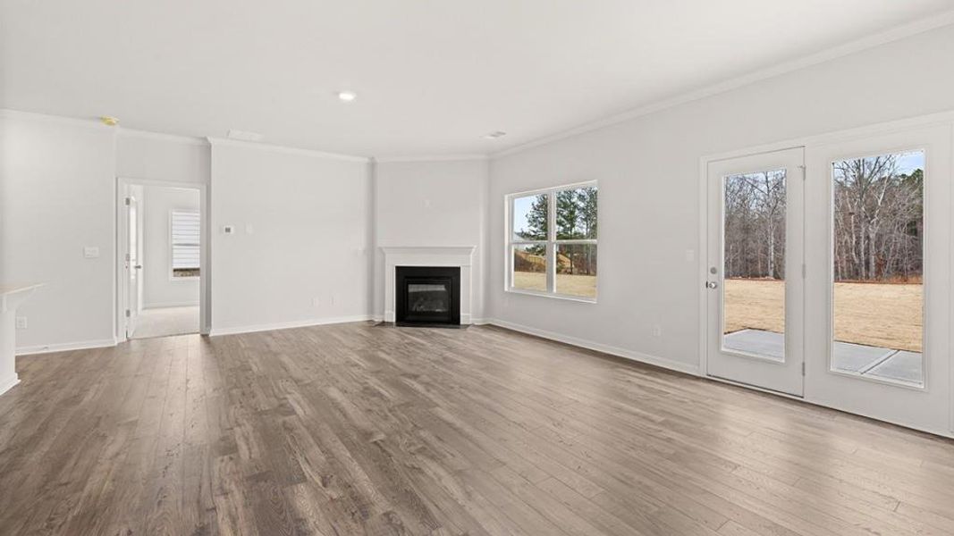 Spacious, unfurnished interior of a new home in Parkside at Carter Grove, Cartersville (Image 18).