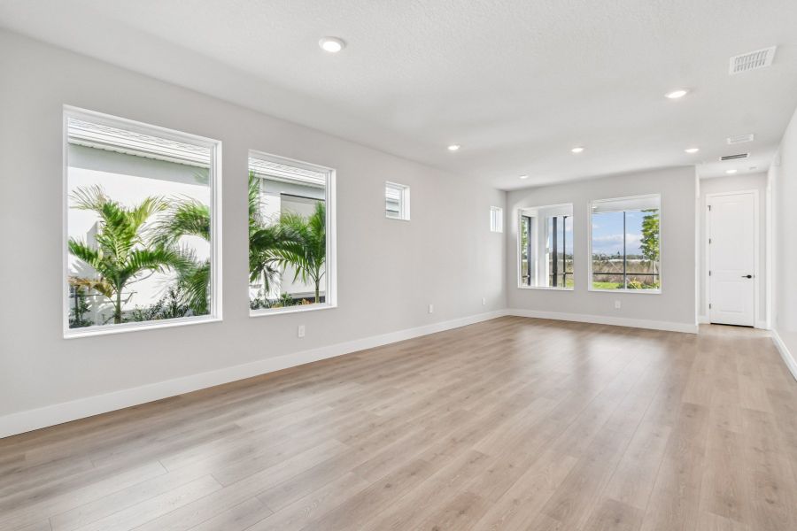 The Searidge - Dining The Searidge - Dining