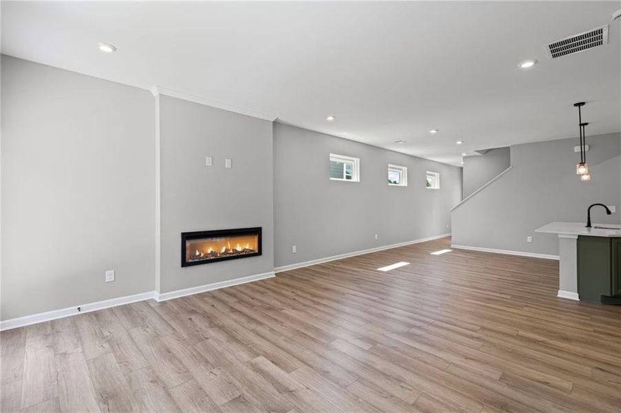 Spacious, unfurnished interior of a new home in Villas at Gold Creek, Dawsonville (Image 27).