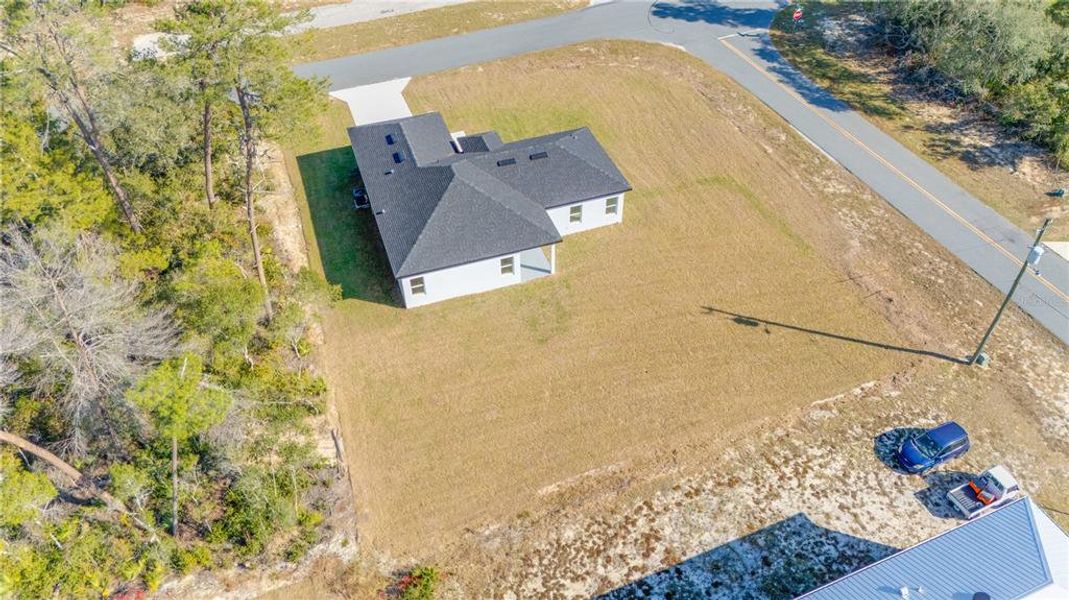 Exterior details and patio area of a home in , Ocala (Image 3). Exterior details and patio area of a home in , Ocala (Image 3).