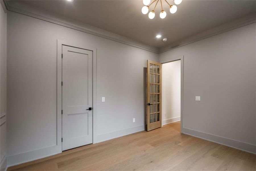 Spacious, unfurnished interior of a new home in , Monroe (Image 53).