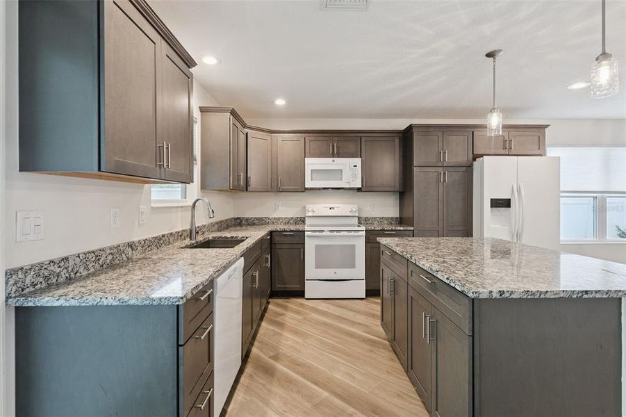 Furnished interior view inside a new home in , Tavares (Image 6).