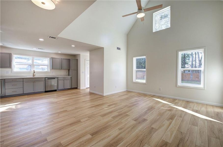 Spacious, unfurnished interior of a new home in , Adairsville (Image 29).