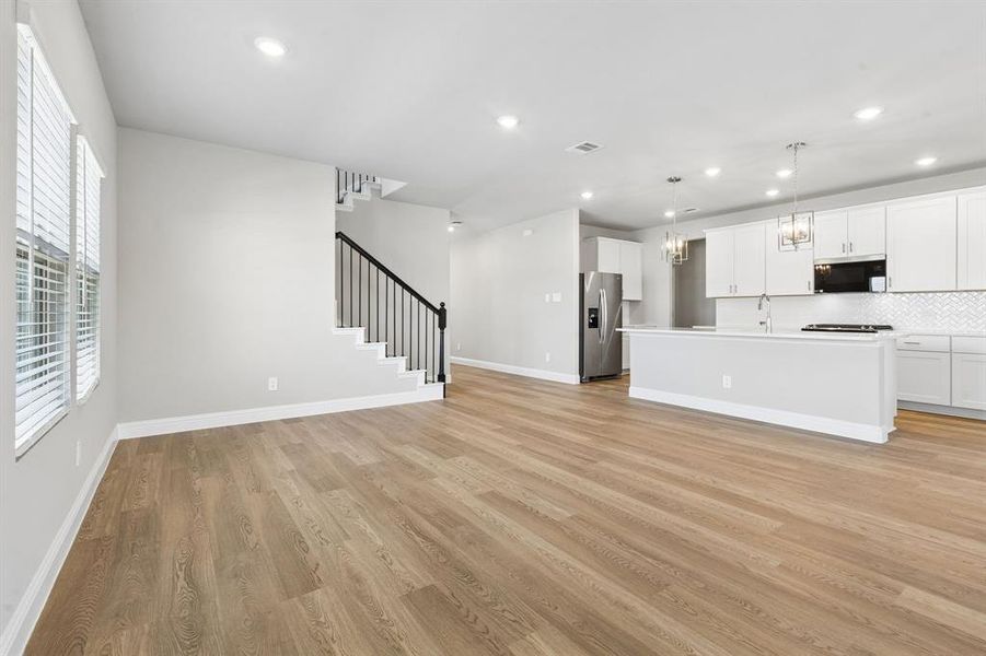 Spacious, unfurnished interior of a new home in Parks at Foster Crossing - Signature Series, Anna (Image 33).