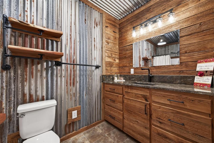 Furnished interior view inside a new home in , Brazoria (Image 27). Furnished interior view inside a new home in , Brazoria (Image 27).