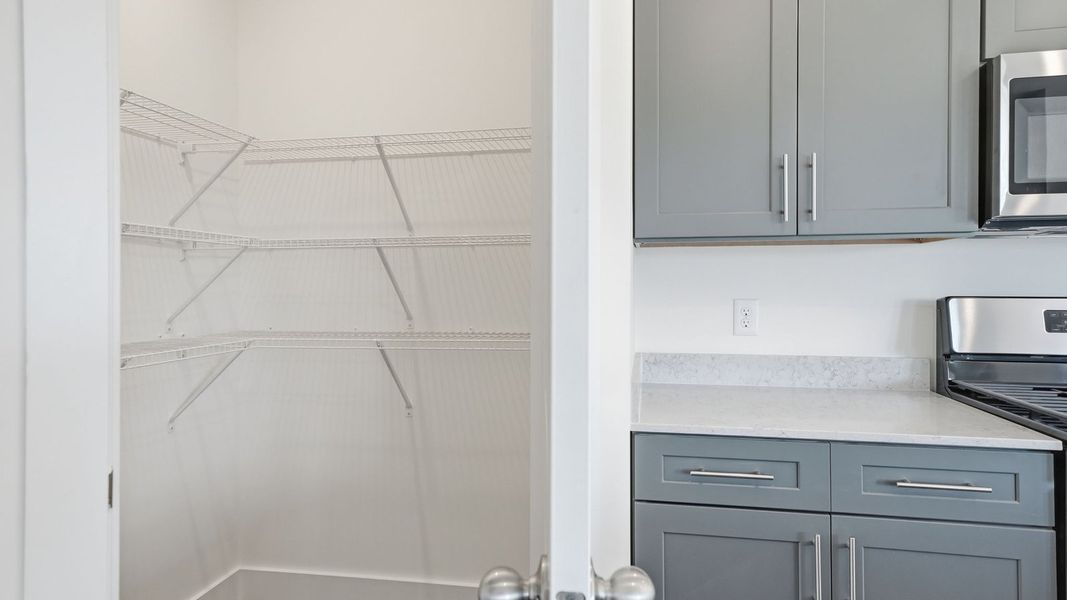 Close-up of interior finishes inside a home in Fieldcrest Acres, Blountville (Image 14).