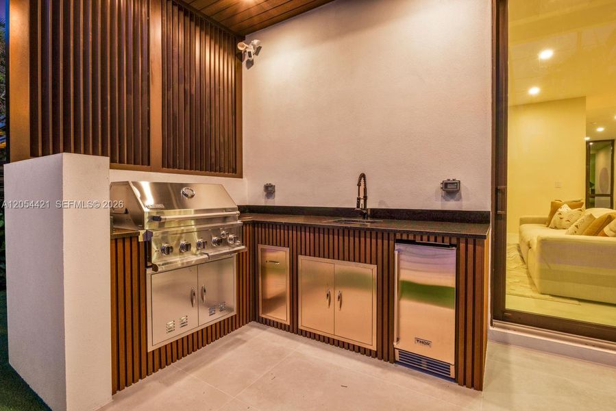 Furnished interior view inside a new home in , Miami (Image 40).