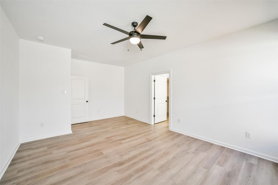Spacious, unfurnished interior of a new home in Mostyn Springs, Magnolia (Image 27). Spacious, unfurnished interior of a new home in Mostyn Springs, Magnolia (Image 27).