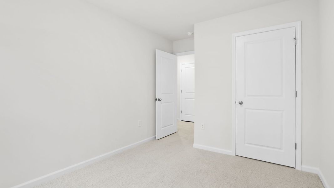 Spacious, unfurnished interior of a new home in Chestnut Ridge Townhomes, Greenville (Image 25).
