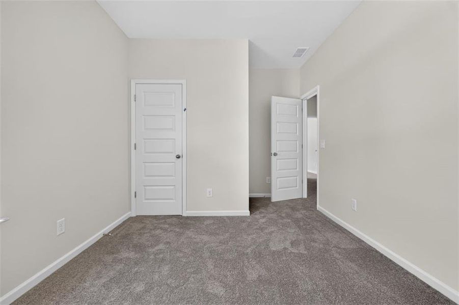 Spacious, unfurnished interior of a new home in Summerfield Place, Carrollton (Image 20).