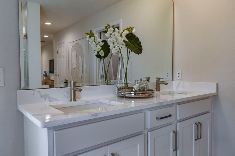 Sims primary bath Sims primary bath