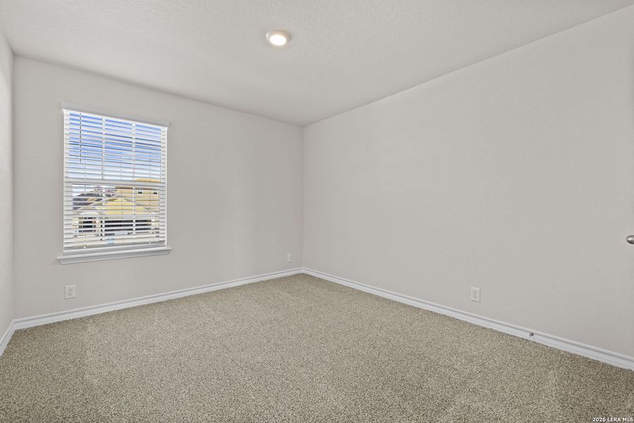 Spacious, unfurnished interior of a new home in Redbird Ranch, San Antonio (Image 13).