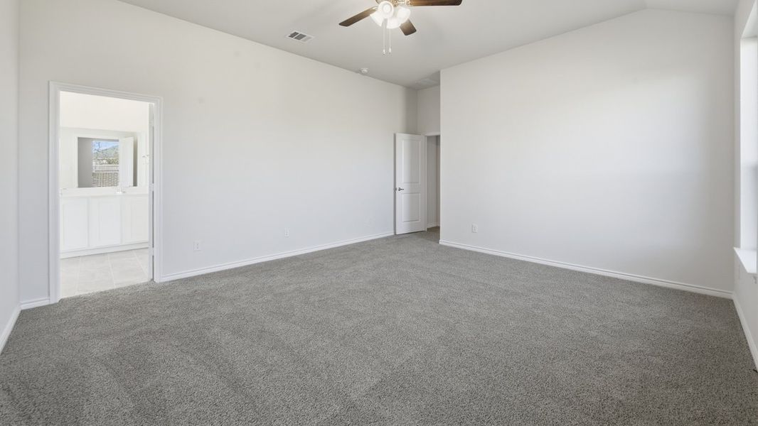 Spacious, unfurnished interior of a new home in Fireside by the Lake, Garland (Image 18).