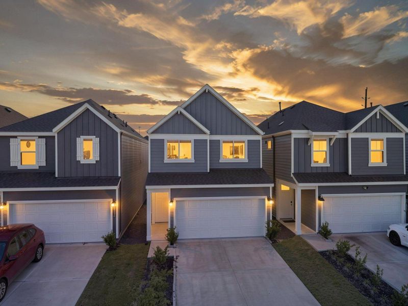 Welcome to the beautiful 10406 Hadley Park Trail! - Virtually enhanced Welcome to the beautiful 10406 Hadley Park Trail! - Virtually enhanced