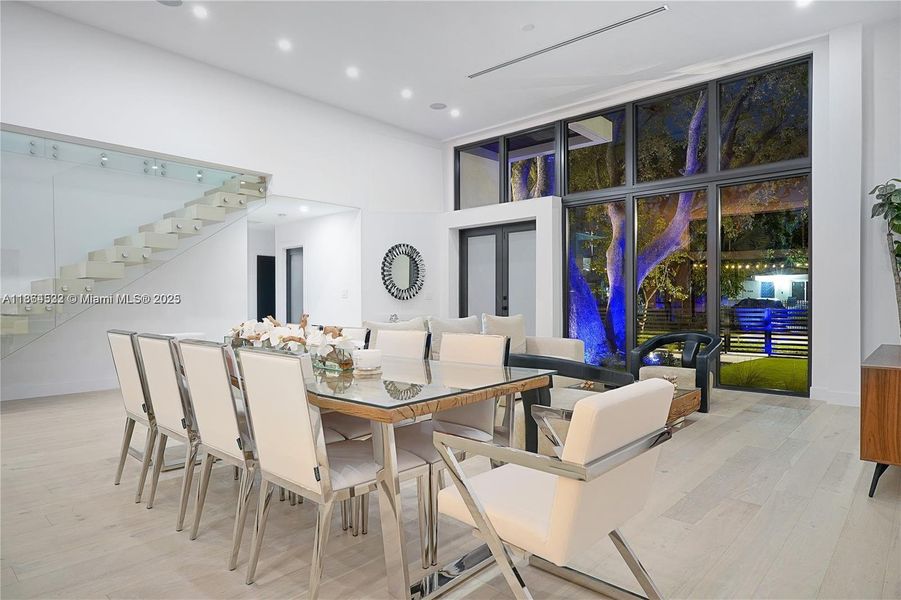 Furnished interior view inside a new home in , Miami (Image 43).