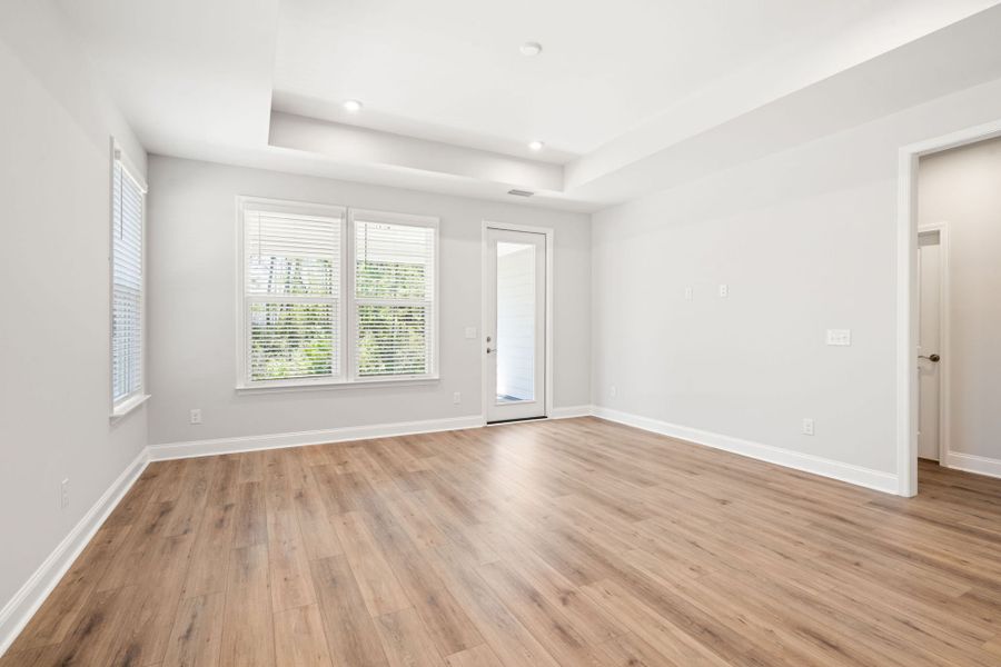 Spacious, unfurnished interior of a new home in Waterways, Richmond Hill (Image 25). Spacious, unfurnished interior of a new home in Waterways, Richmond Hill (Image 25).