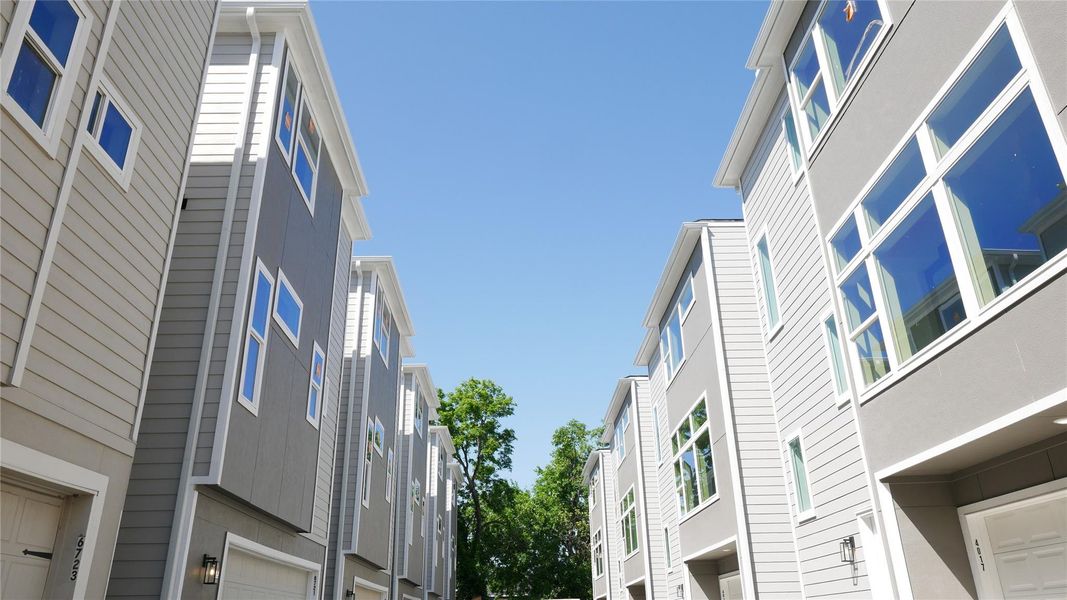 Front exterior of a new home in , Houston, TX, highlighting curb appeal (Image 1). Front exterior of a new home in , Houston, TX, highlighting curb appeal (Image 1).