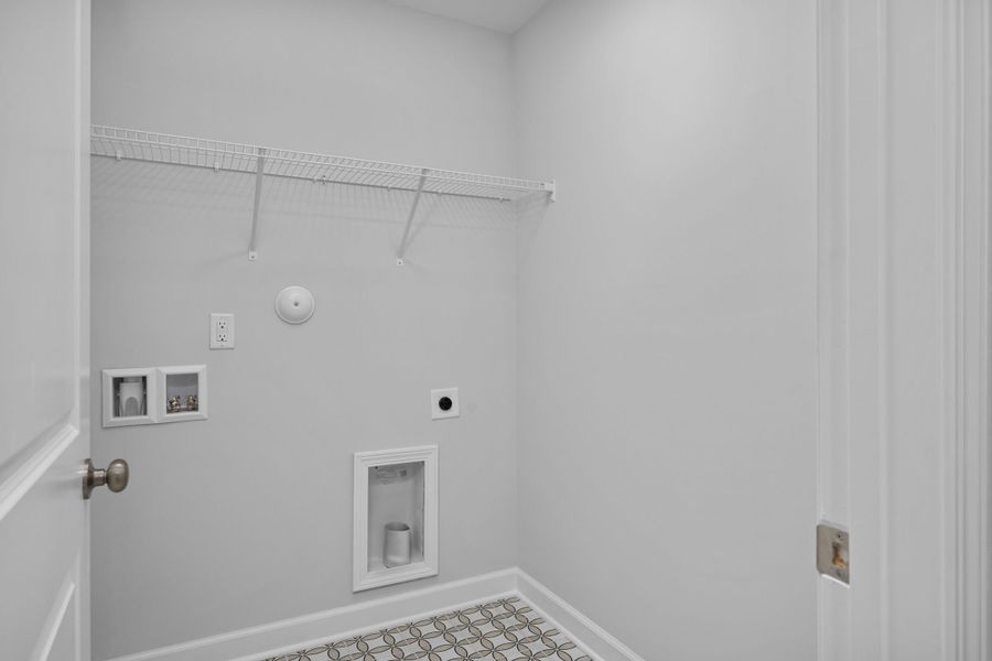 Representative unfurnished interior of a home built from the The Durham by Davidson Homes LLC in Gregory Village Townhomes, Lillington (Image 23).