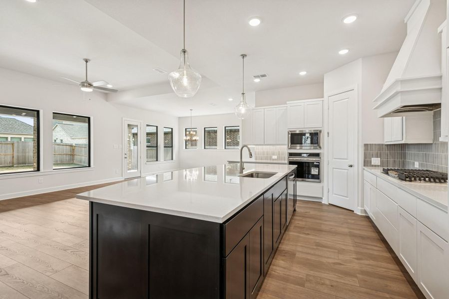 REPRESENTATIVE PHOTO – Photo does not represent actual home options and selections. Ask Sales Consultant for specific selections. REPRESENTATIVE PHOTO – Photo does not represent actual home options and selections. Ask Sales Consultant for specific selections.
