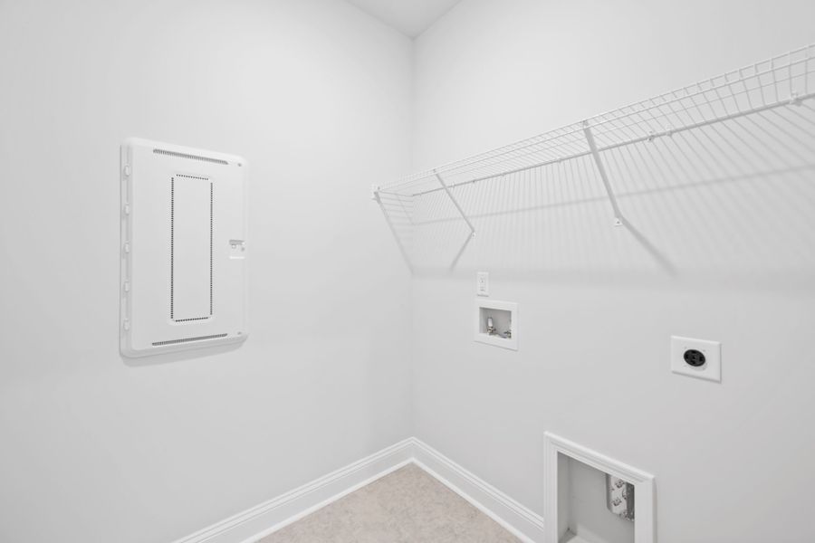 Spacious, unfurnished interior of a new home in Carriage Estates, Lexington (Image 36).