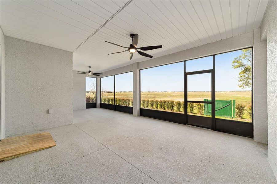 Exterior details and patio area of a home in , Ocala (Image 27).