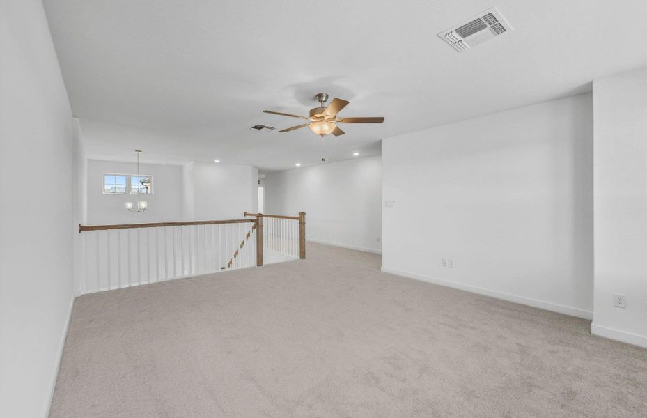 Spacious, unfurnished interior of a new home in Santa Rita Ranch, Liberty Hill (Image 17).