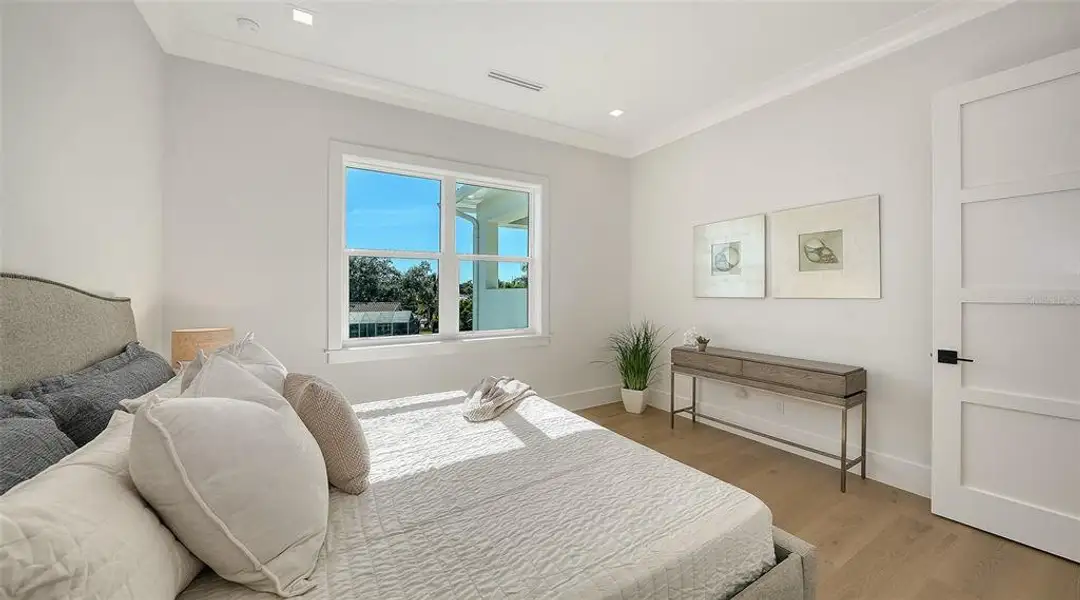 Furnished interior view inside a new home in , Sarasota (Image 60).