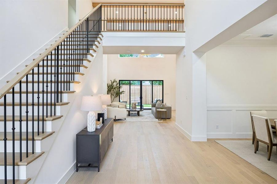 Furnished interior view inside a new home in , Dallas (Image 7).