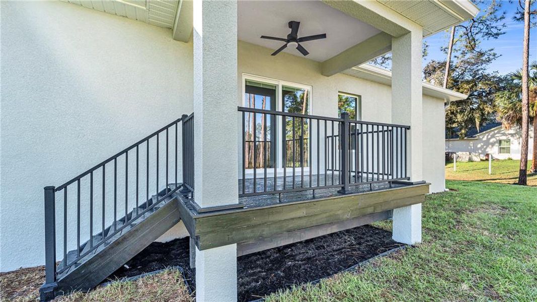Exterior details and patio area of a home in , Deltona (Image 19).