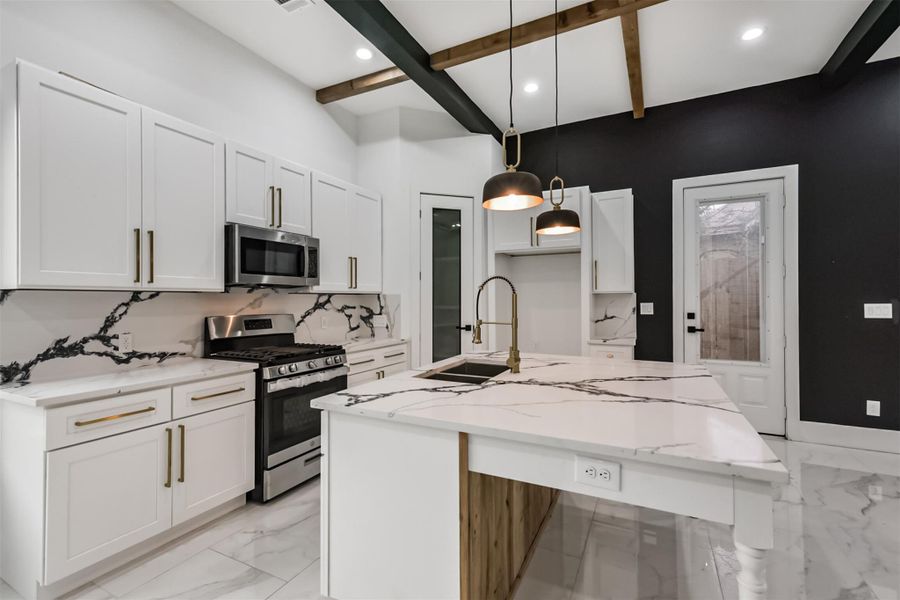 Image 30 of a home in .