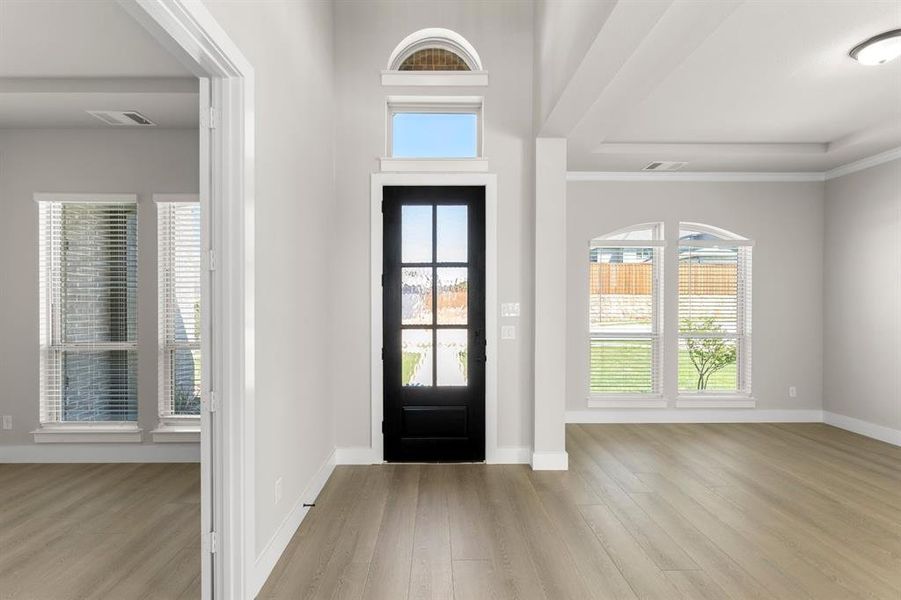 Spacious, unfurnished interior of a new home in Cambridge Estates - Harwood, Prosper (Image 29).