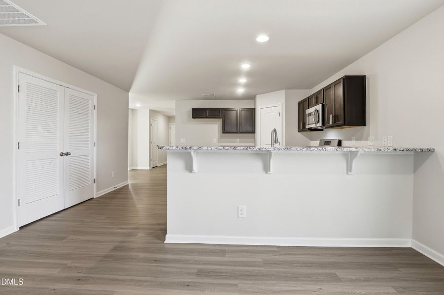 10-202 Streamlet Dr-10