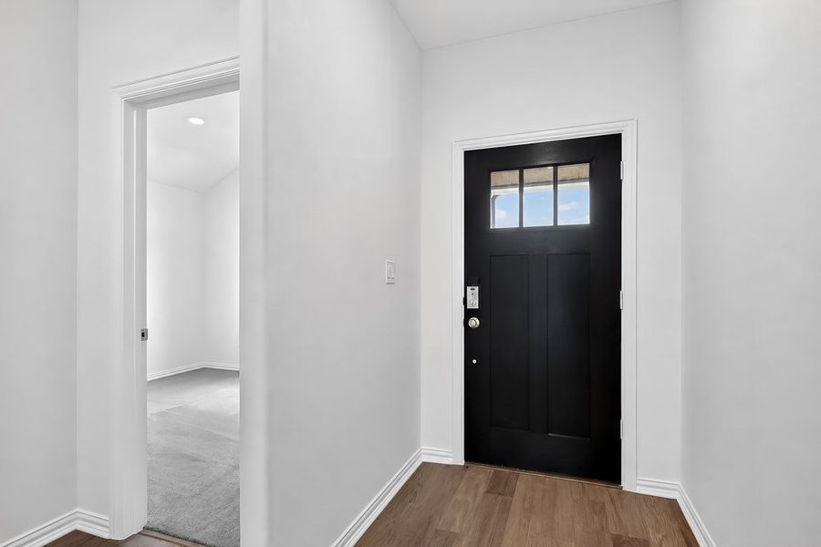 Spacious, unfurnished interior of a new home in Parks at Foster Crossing, Anna (Image 31).